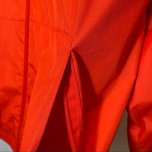 Adidas Originals Unisex Adicolor 3D Trefoil 3-Stripes Track Jacket in Active Red - Picture 9 of 15